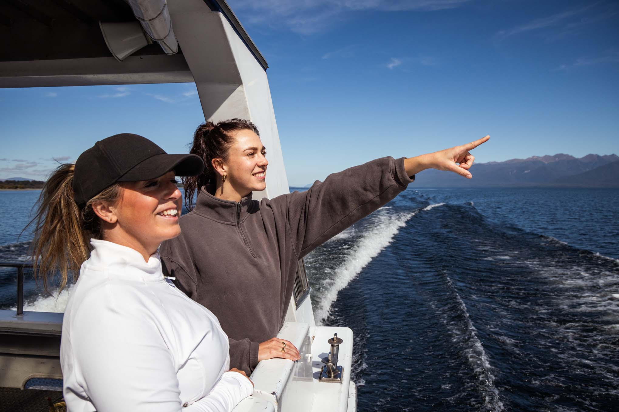 Coach & Boat Transport from Queenstown